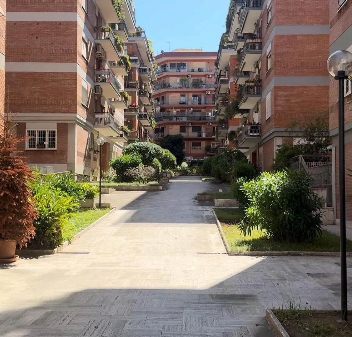 Apartment Casa Gaja, La Casa Vicino Villa Pamphili Rome Italy